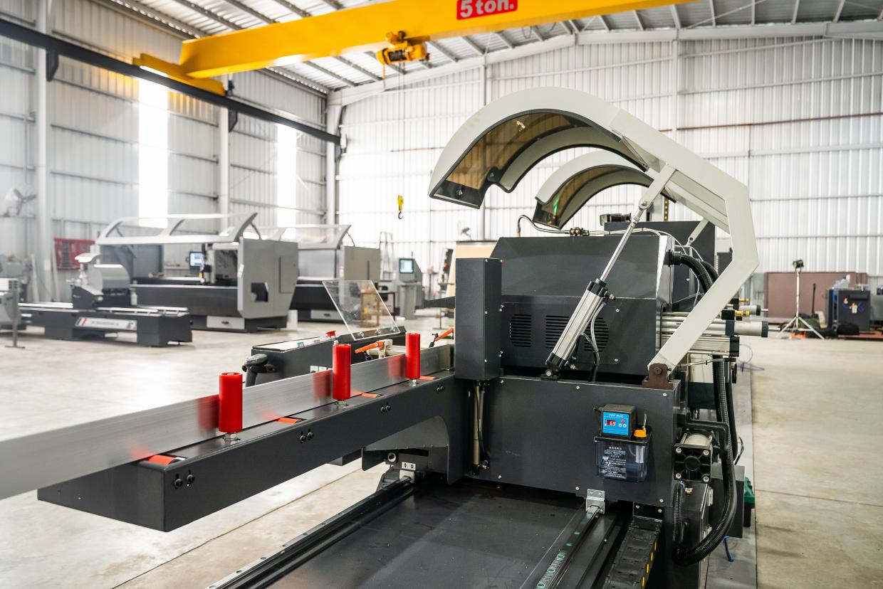 DC-550-CNC: Cortadora doble cabezal CNC - Image 8