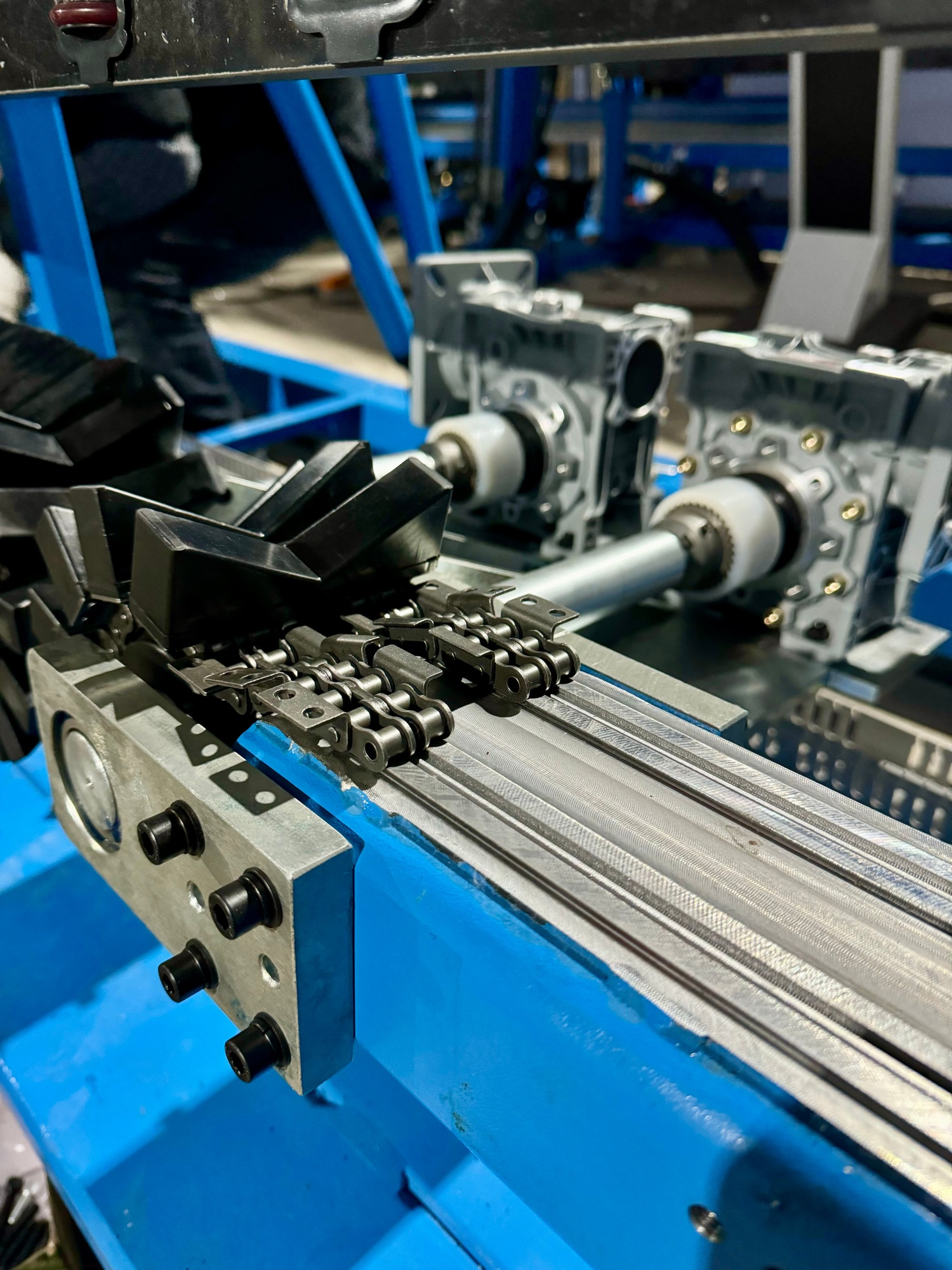 Robot Automático de Sellado para Vidrio Aislante (DVH) - Image 3